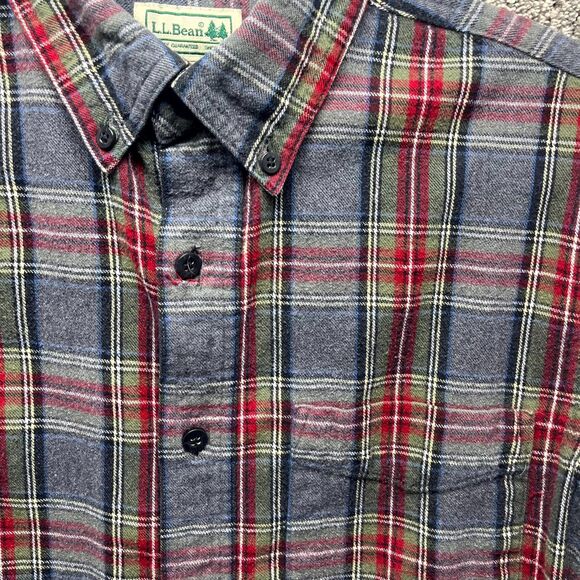 L.L. Bean Slightly Fitted Scotch Flannel Shirt Mens S Multicolor Plaid Cotton - Picture 2 of 11
